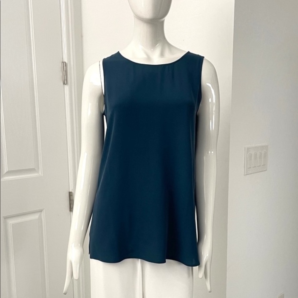 NEW!!  Silk Sleeveless Tunic Top